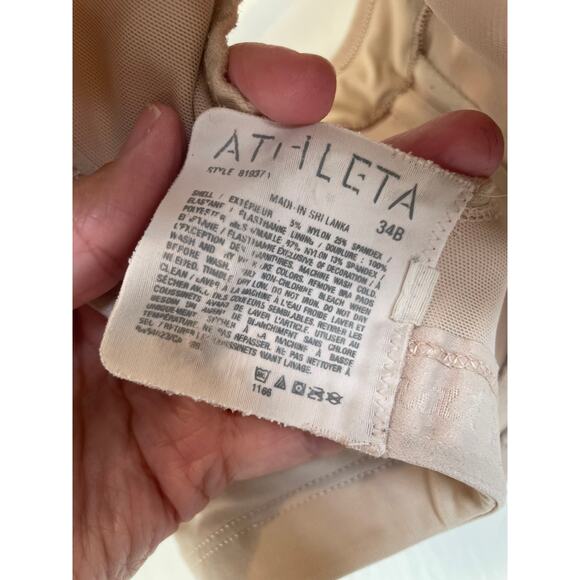 Athleta tan underwired t-bird sports bra removeable pads hook closure 34B - Picture 5 of 7